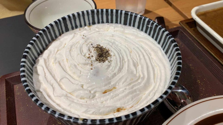  서울 송파구 잠실동 (잠실역) : 토끼정 롯데잠실점 / 송파구 신천동 : 가렛팝콘 롯데월드몰점