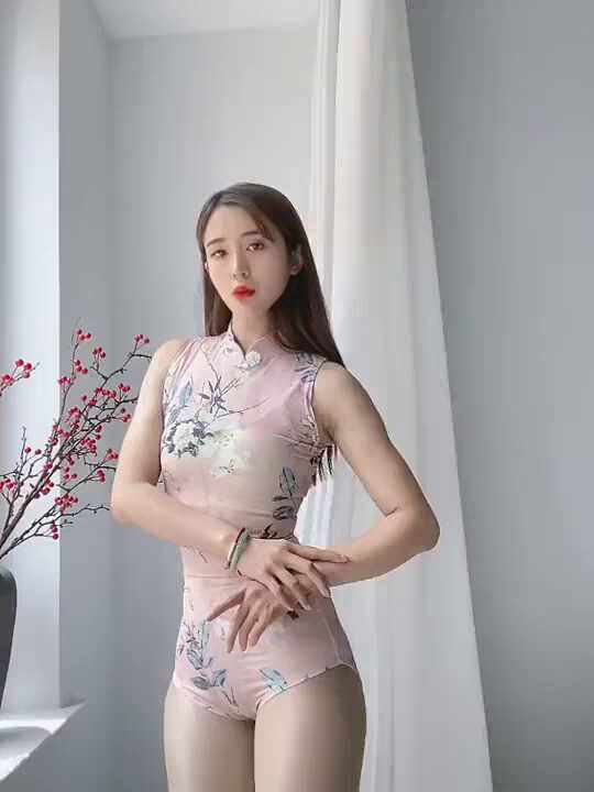  치파오 바디수트 입고 섹시한 척하는 인기bj~