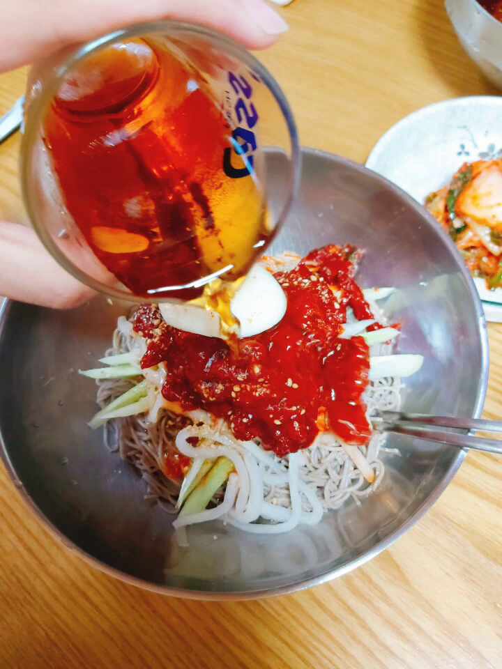  강원도 양양 '양양면옥'에서 시원한 막국수, 냉면