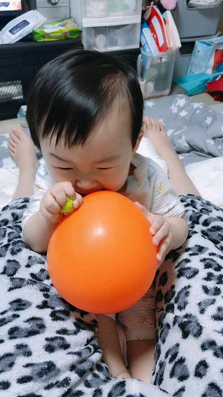  모유수유 중 아기가 유두를 깨물어요