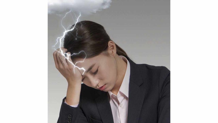  오른쪽 머리가 아파요 이렇게 괴로워도 되나요?