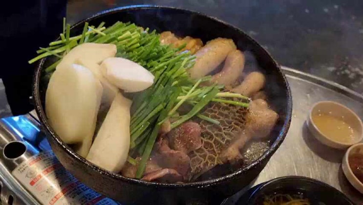 강남역 황소곱창 60년전통신촌황소곱창 친절한 직원분들 강남역 황소곱창 60년전통신촌황소곱창 친절한 직원분들
