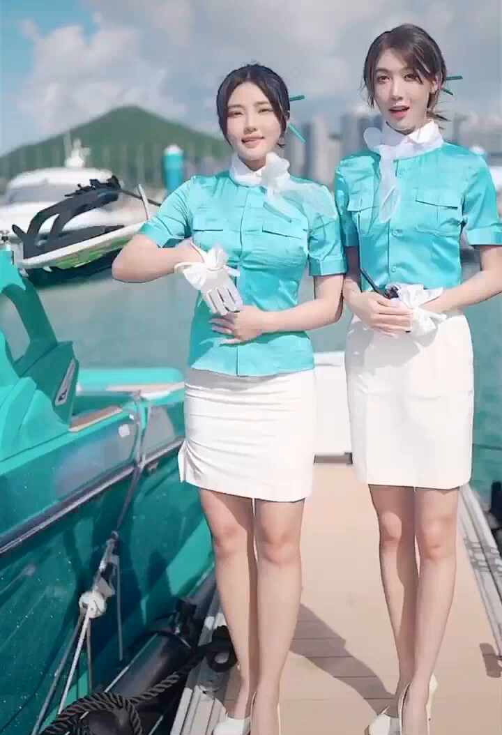  여캠 승무원 코스프레 서핑 움짤모음