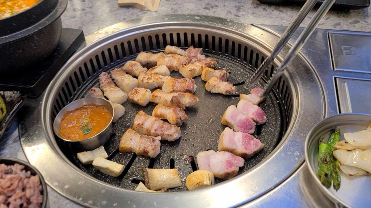  종각역 맛집 삼겹살 최강자 철로만든돼지 솔직 후기 (종로 맛집, 종각역맛집, 종로맛집, 회식, 미팅, 삼겹살)