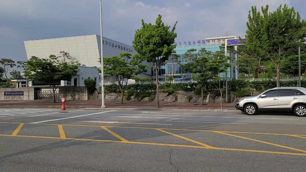 청주덴트 60년자동차외형복원업체 "대구덴트(청주점)"에서