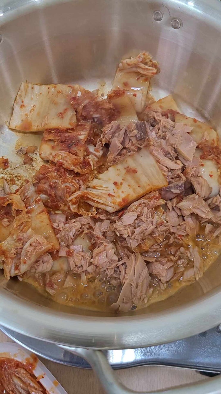  간단한 요리 점심메뉴로 김치찌게 10분만에!!