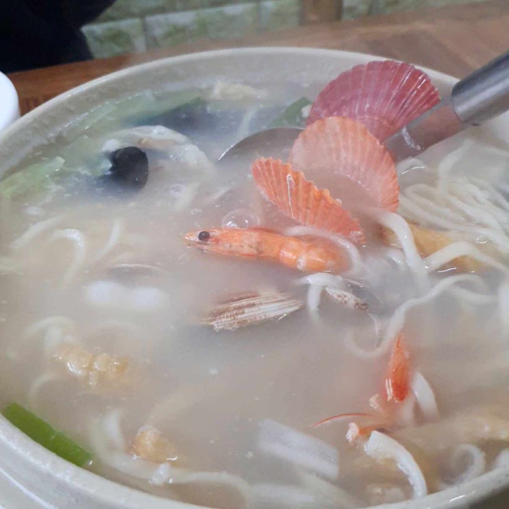  [일상] 가성비갑 해물 가득한 줄서서 먹는 영종도 맛집 '황해해물칼국수' 내돈내산 솔직리뷰