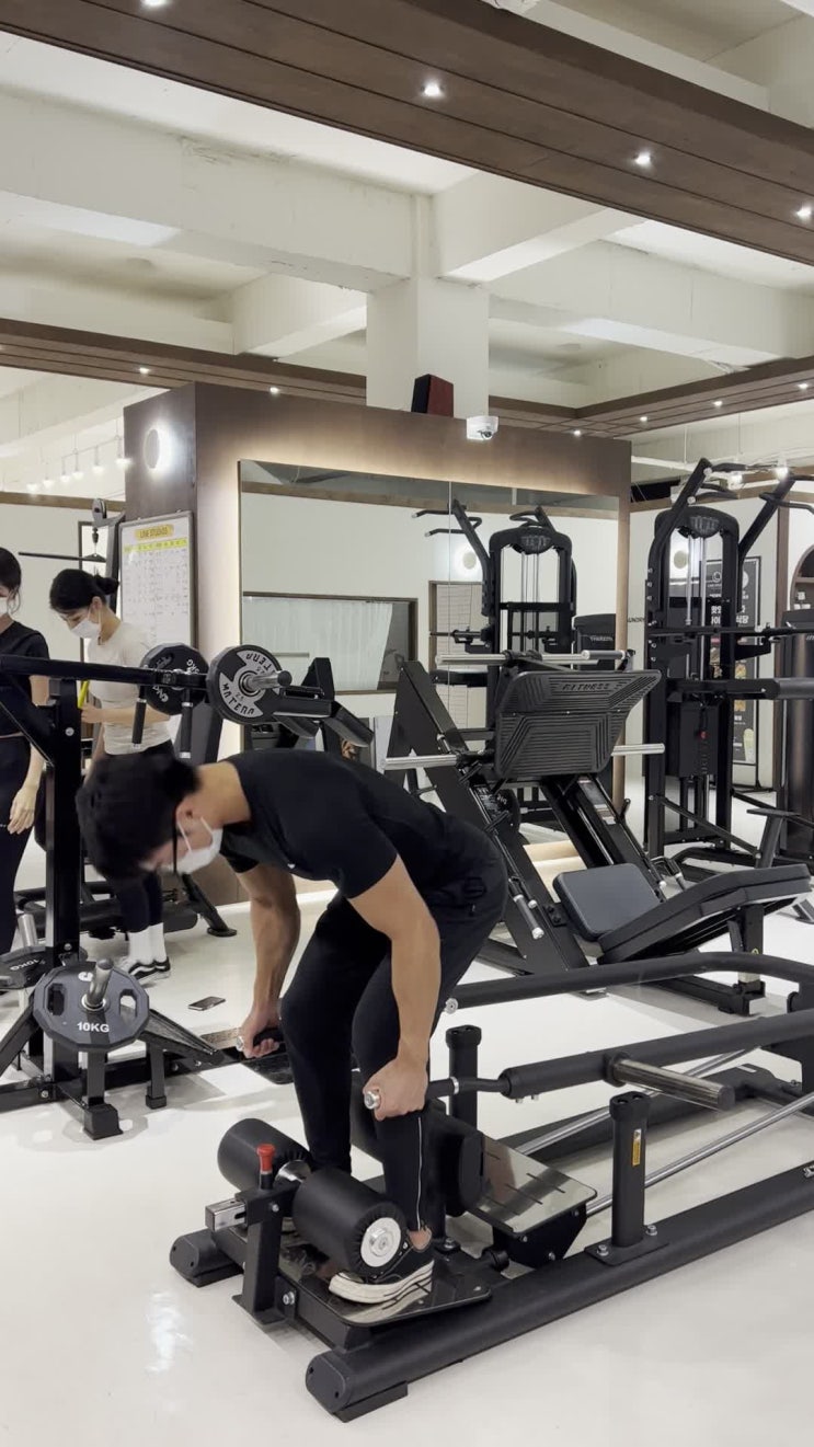  런지 데드리프트 기구 사용법