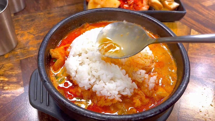  송도에도 국밥 맛집이 있다!! 큰맘할매순대국 송도점에서 국밥 먹은 후기