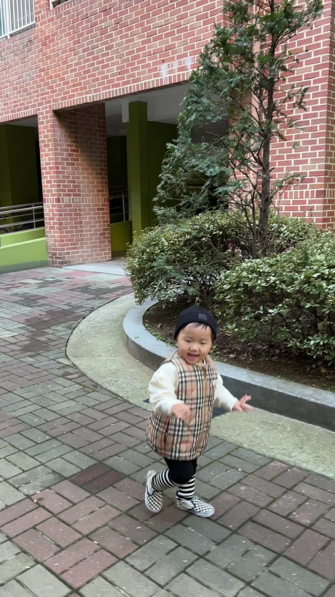 22년 신상 버버리 키즈 패딩조끼 실사용후기(+사이즈팁)