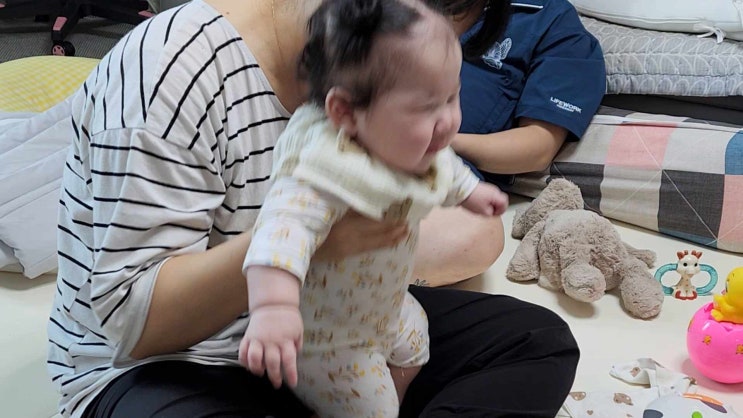 외할미 웃음소리가 재미있어?ㅋㅋ