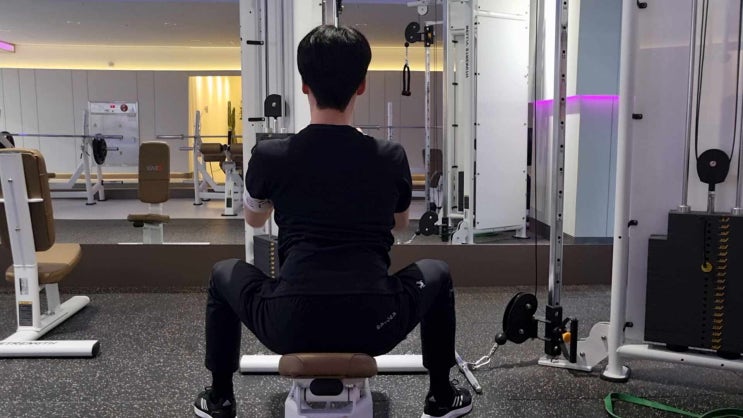  김주호 프로님과 함께한 광주 <파라드시티> 헬스장에서의 척추측만증과 라운드숄더 극복 이야기