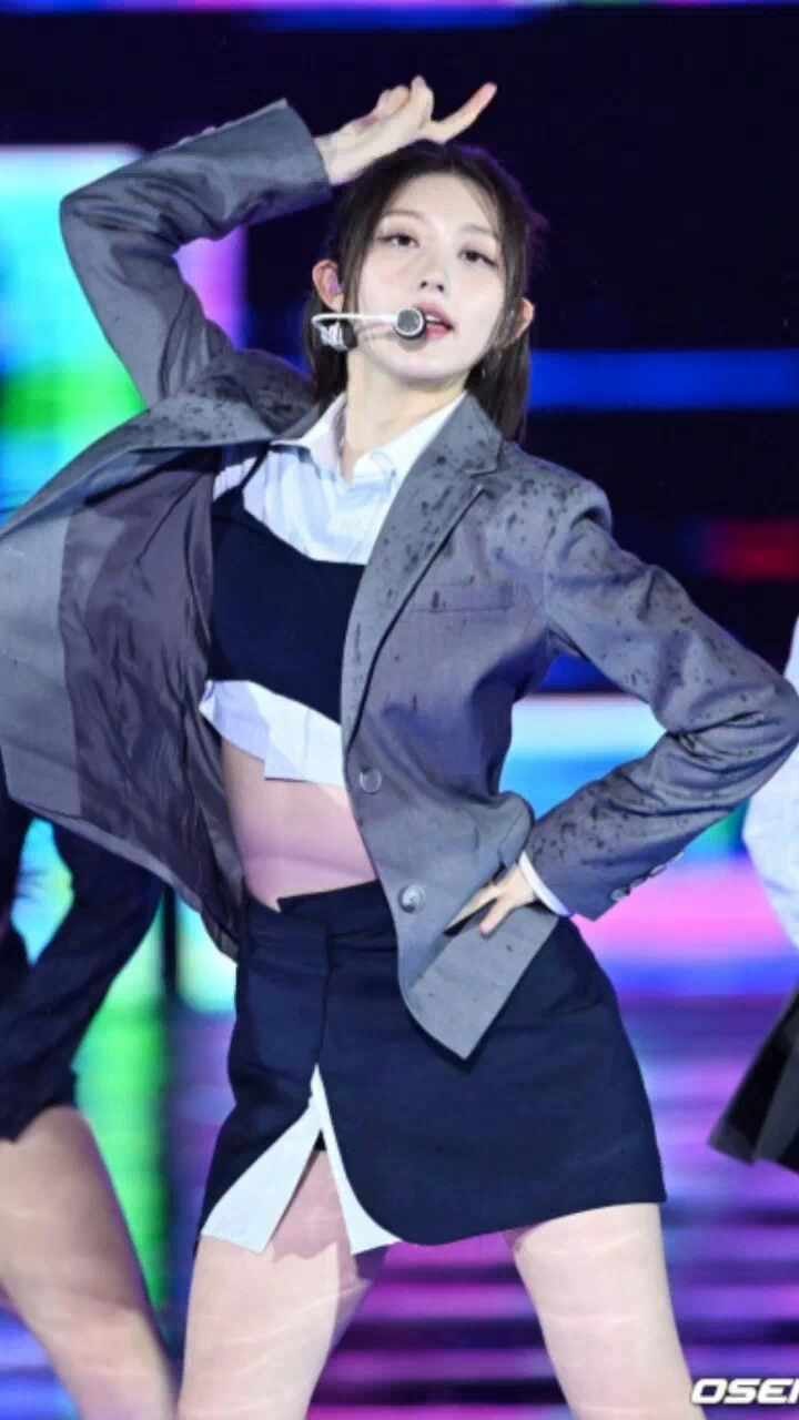 IVE's Gaeul: Profile, Age, Home, Instagram, Pictorials, Plastic Surgery & Dating Rumors