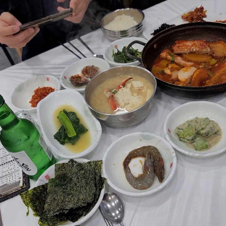 [여수 간장 돌게장 / 봉산 게장거리] 여수하면 돌게장! 먹부림하러 방문한 후기! : 네이버 블로그