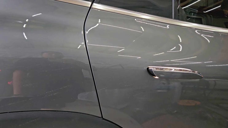  EQS 450 SUV  소프트클로징도어(파워클로징도어) 순정 옵션 설치.