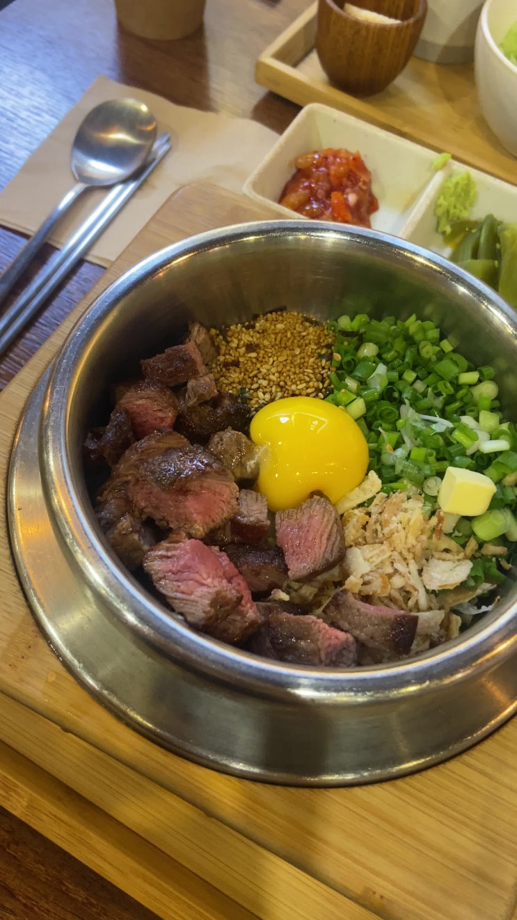  서면 삼정 타워 맛집 솥이랑-소고기솥밥은 비추