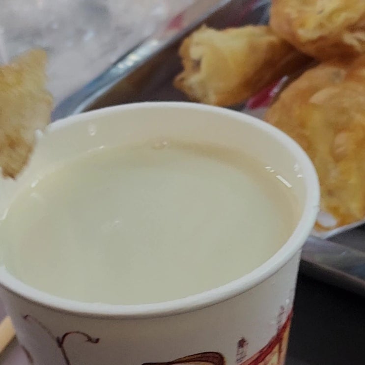  [대만여행/타이페이] 대만현지인이 줄을 서서 먹는 로컬 조식 맛집 '용허또우장'