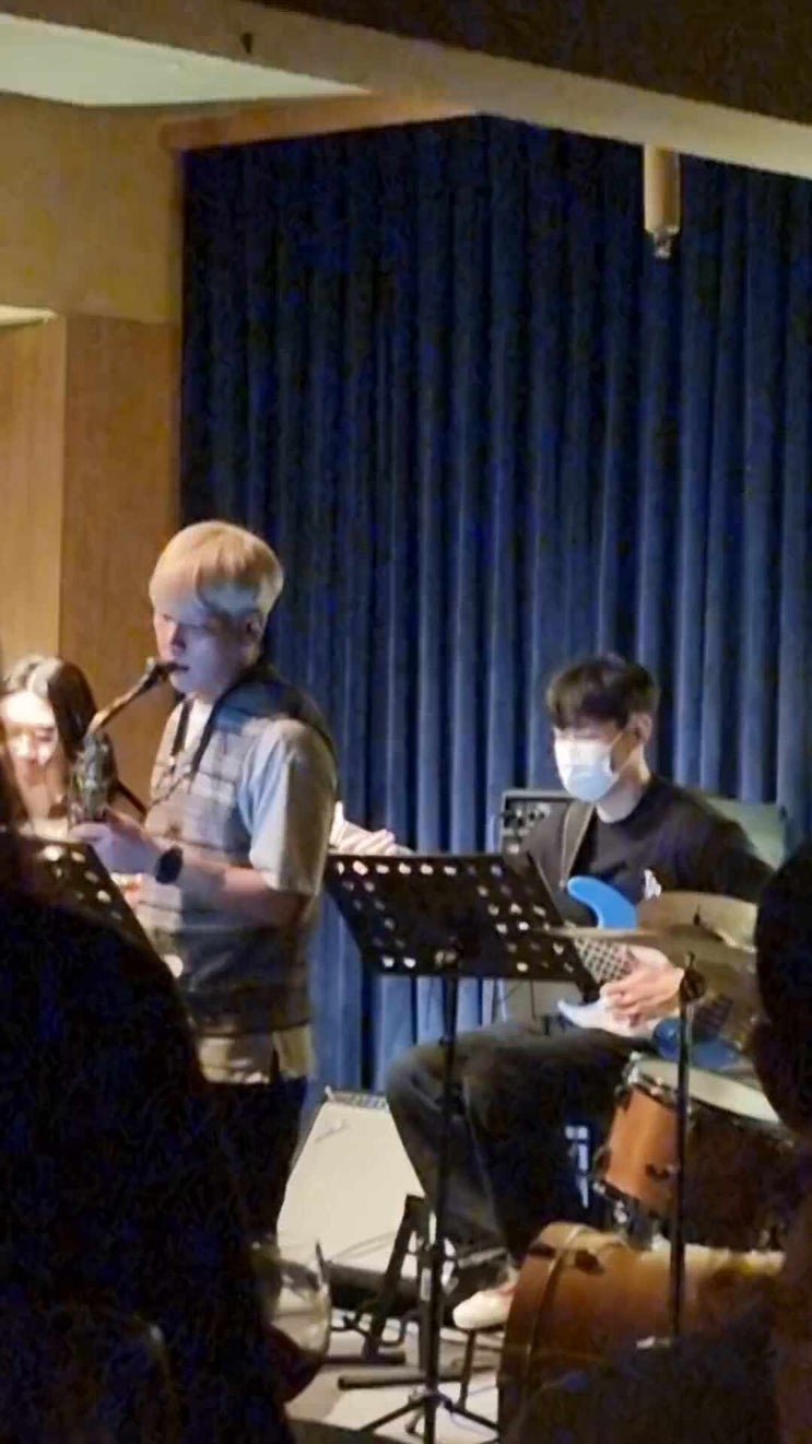 5번이나 방문한 디도 재즈 라운지 공연 영상 (feat. 데이트 치트키) : 네이버 블로그