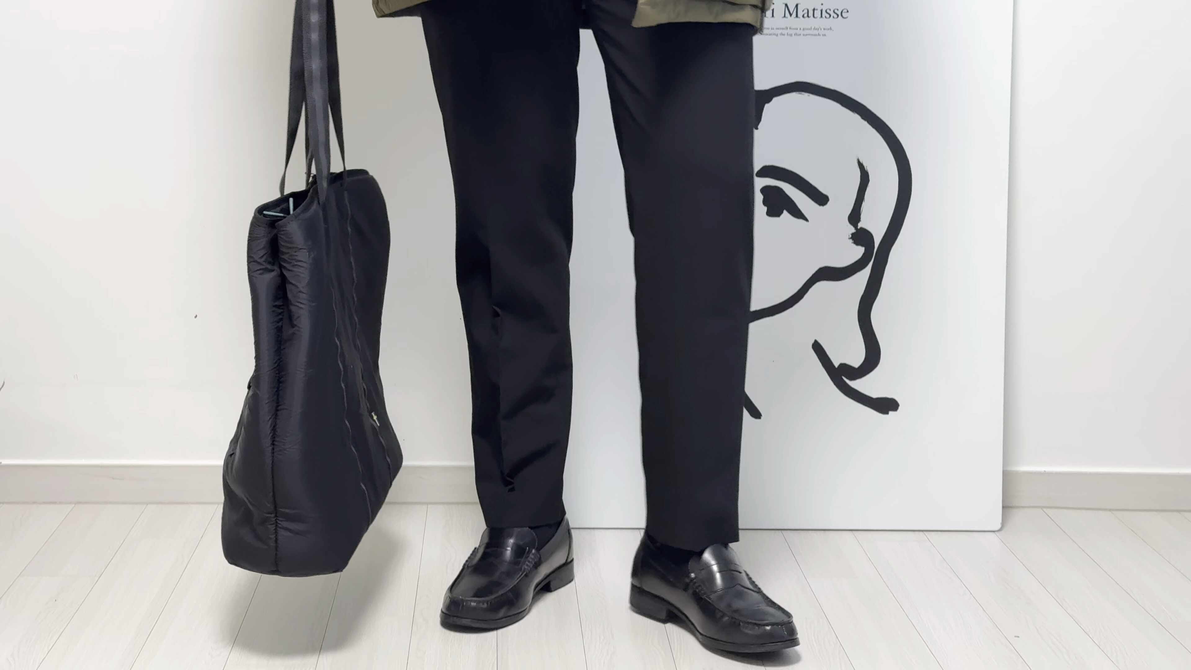 30대 남성 코디 카키색 겨울 야상 점퍼 출근룩 비즈니스 캐주얼