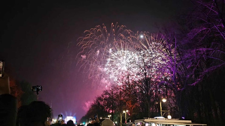  231231 독일 베를린 1일차 - 이게 축제야, 전쟁이야 (베를린 전승기념탑)