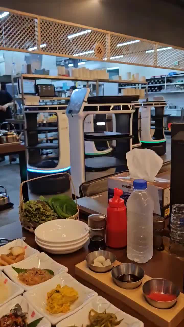  잊지못할 KT 하이오더 서빙로봇