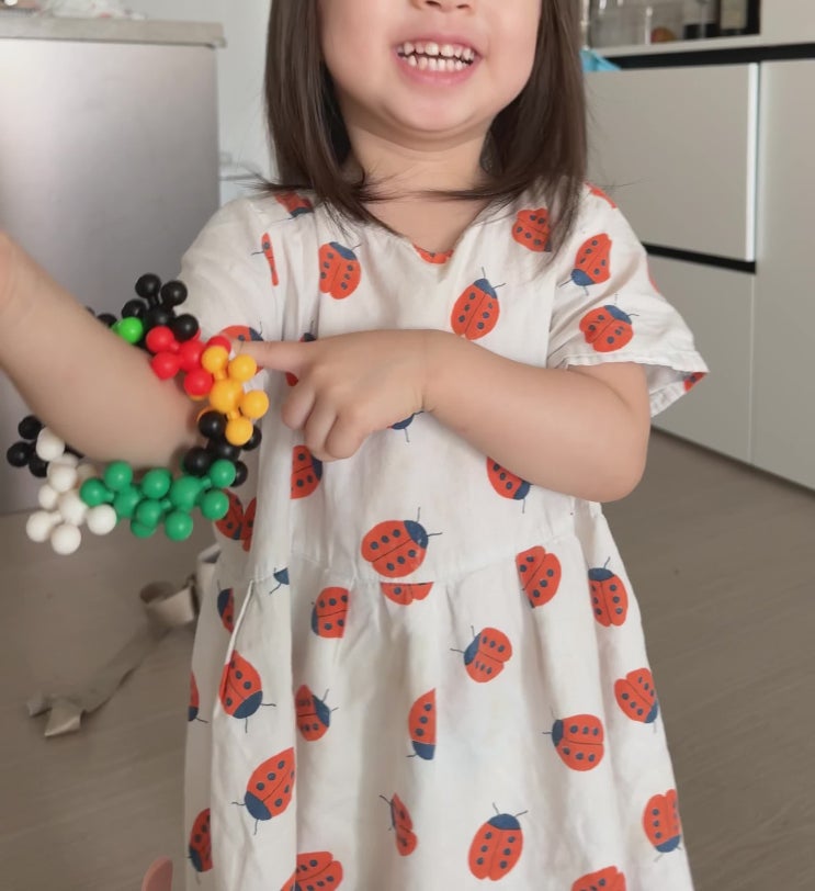  26개월 아기 혼자 노는 시기가 됐어요!