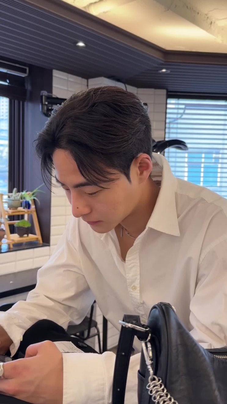  왕십리 미용실 맨드 살롱 12호점 수민 남자 올림머리 슬릭백
