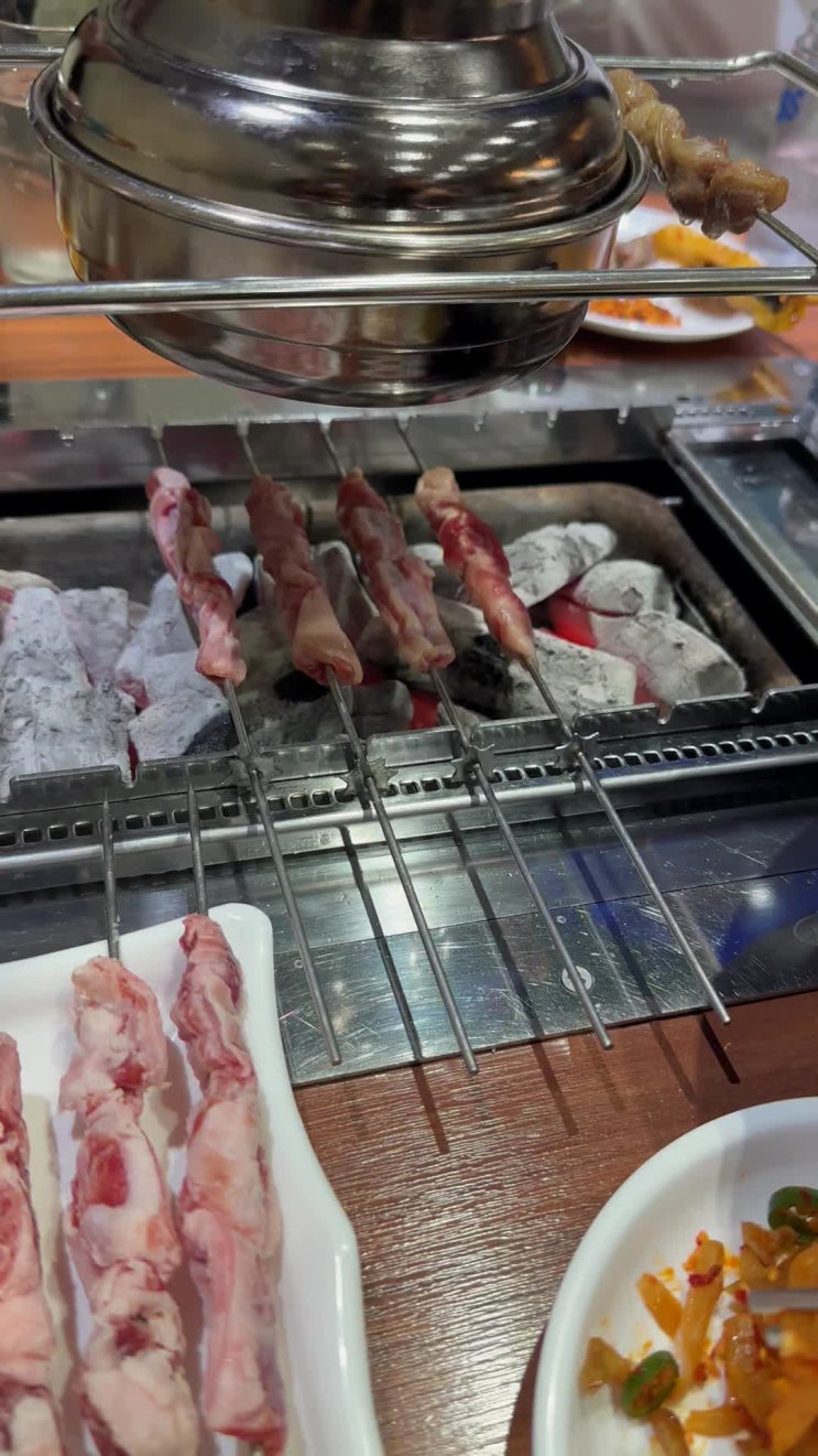  인생 첫 양꼬치/ 동대구 신세계 양꼬치/ 서문시장 옥루몽 팥빙수/ 남해 멸치 쌈밥/ 한국여행은 사랑이고 행복