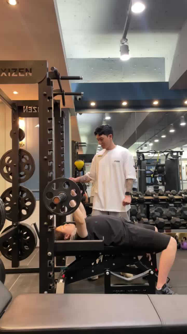  대연동PT, 경성대PT / 여성도 벤치 프레스 해하나요?