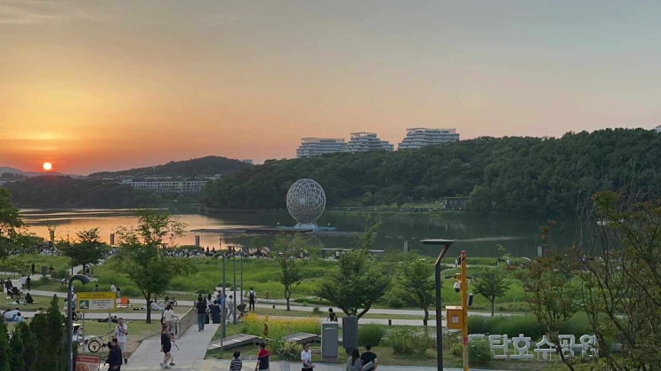  “동탄호수공원 루나쇼 보고 넓고 깔끔한 신도시 산책 완전 취향저격!”