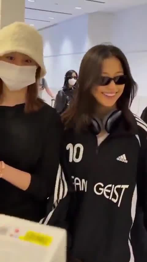 베이비몬스터 루카 아디다스 같은 강렬한 아우라 [상품정보]