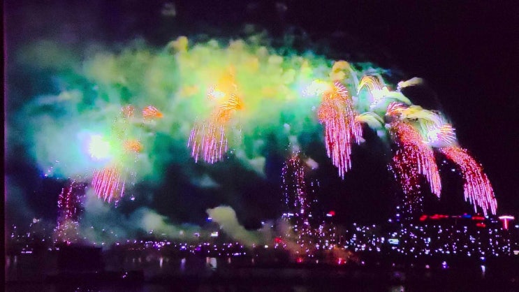  2025년 9월27일 여의도 한강불꽃축제(sbs생중계로 집에서 여유롭게)
