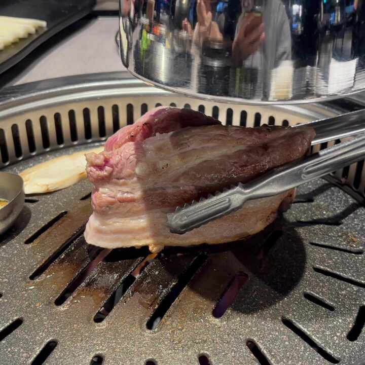  잠실새내 맛집 도몽 고기 후기, 1+ 숙성 고기 등급표 공개! 직원이 직접 구워주는 프리미엄 고기집