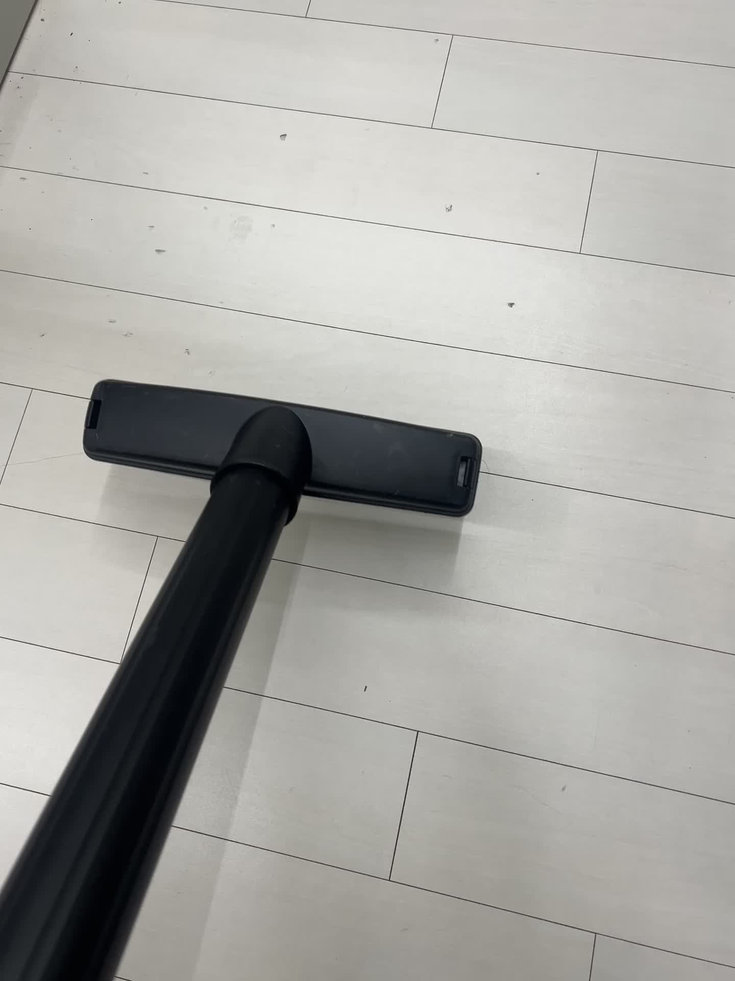 미친 흡입력을 가진 건습식 디월트 청소기 사용후기