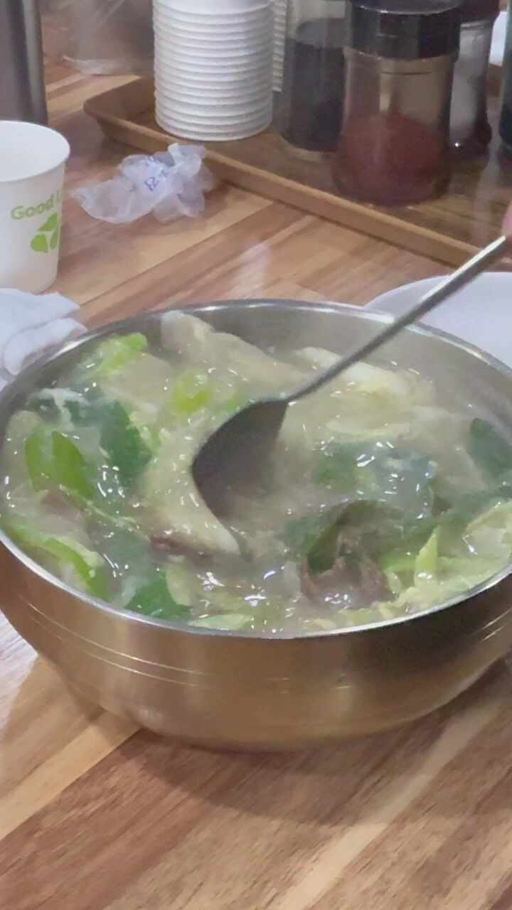  [춘천 근본 만두국] 속이 꽉 찬 수제 만두의 매력! '만천만두국'에서 즐기는 든든한 만둣국 한 그릇! 