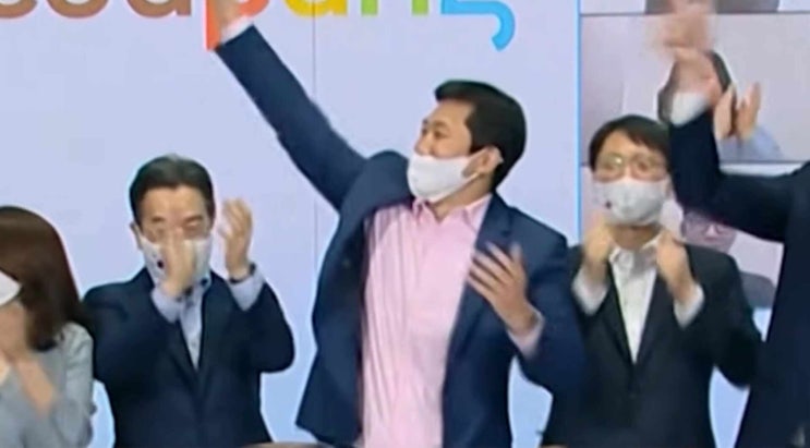 <b>김범석</b> 17일 쿠팡 <b>청문회 불출석</b> 사유 해외 비즈니스 일정.