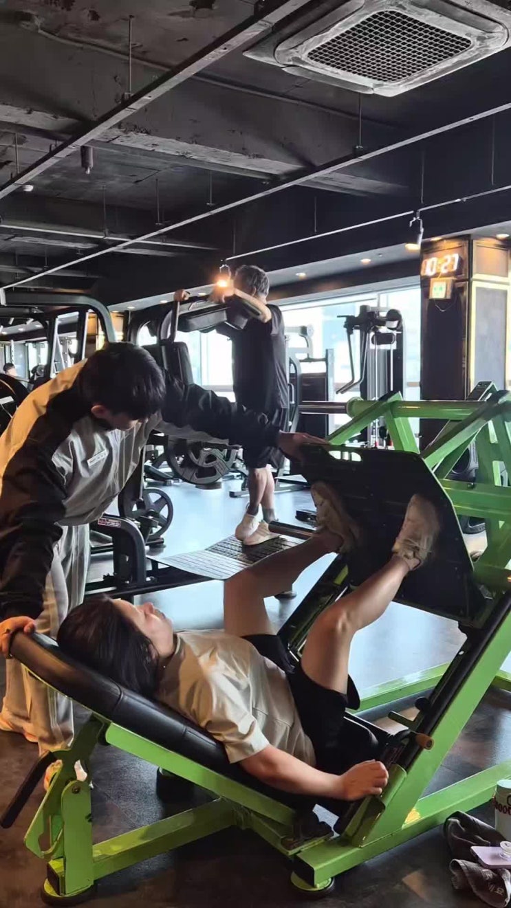  해운대헬스, 해운대pt, 우동pt, 우동헬스 / 파워레그프레스 발 각도의 다른 운동부위