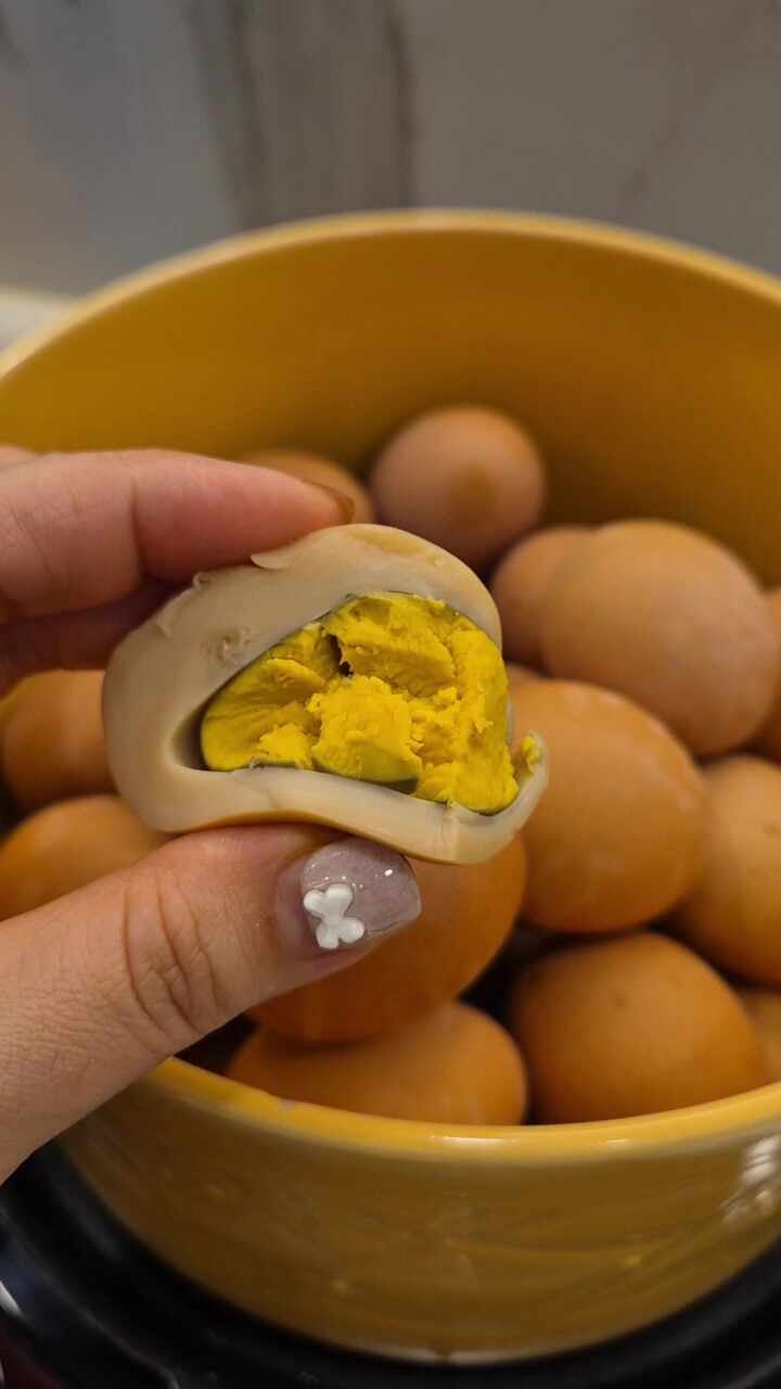 10년 묵은 오쿠, 아직도 현역? 4시간 30분 만에 완성하는 맥반석 계란 꿀조합 (보관 2주 OK!)