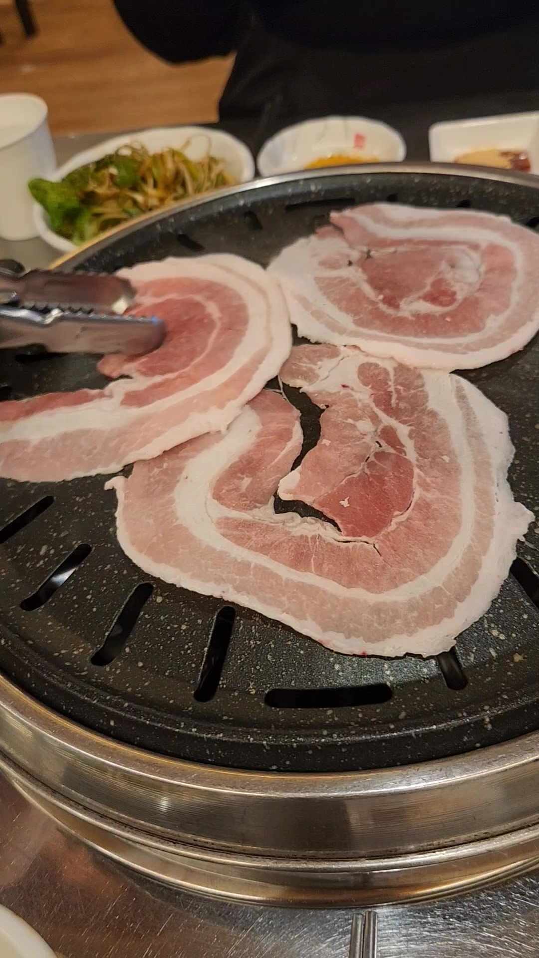 서면 냉삼겹 맛집 부라더식당 꽃삼겹로스 돼지껍데기 솔직 후기