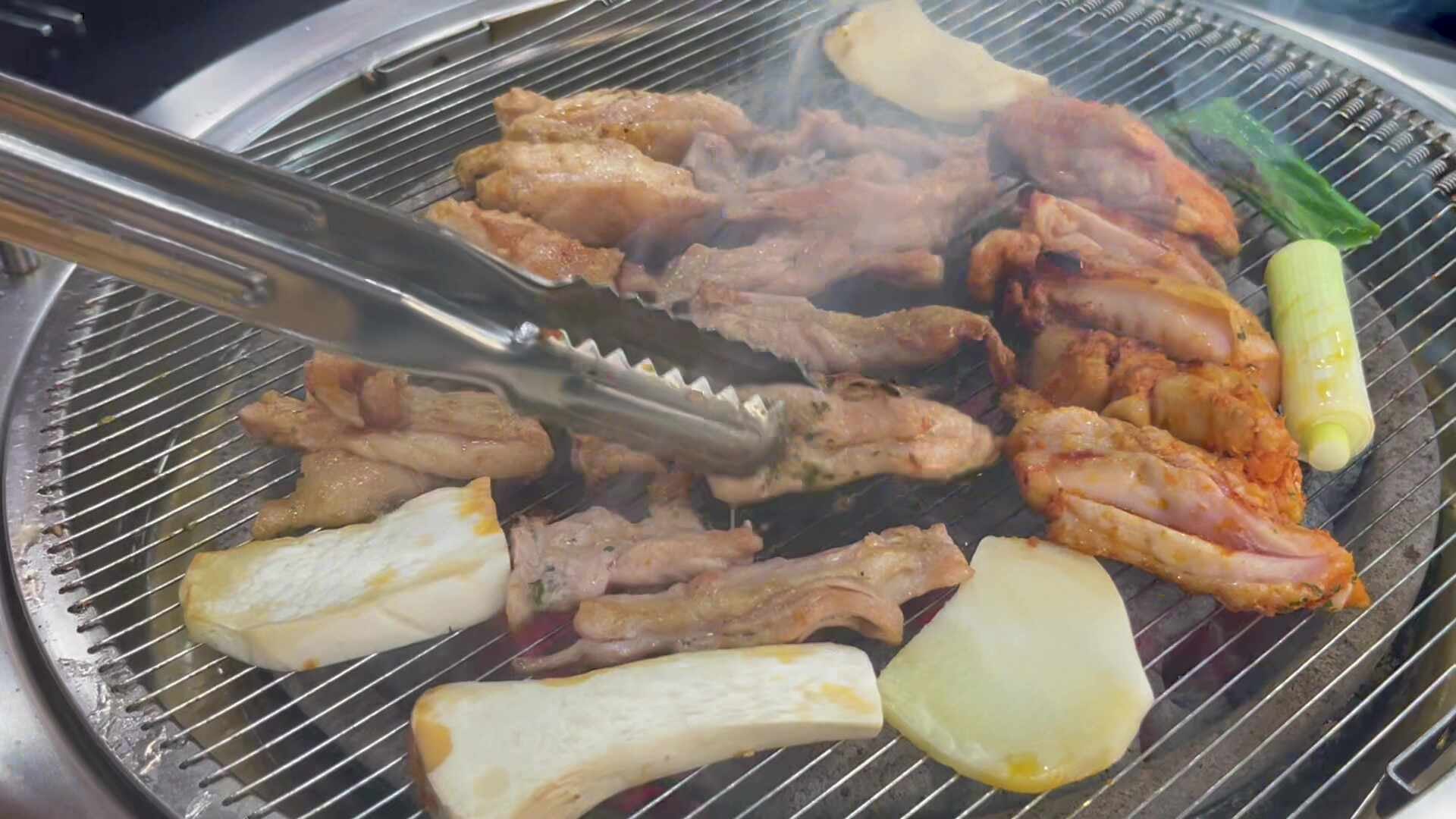 사주리 무한리필 고기집 ‘인생숯불구이 사천점’ - 메뉴 가격 후기 주차 정보
