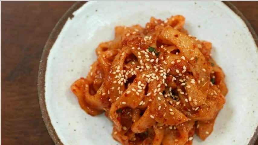 노각무침 비빔밥 황금레시피 쓴맛 빼고 꼬들함 살리는 한 끗 차이 비결