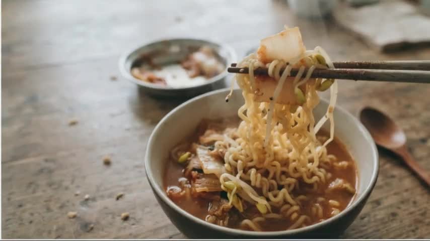 콩나물라면레시피 한 끗 차이로 짬뽕 불맛 내는 해장라면 비법