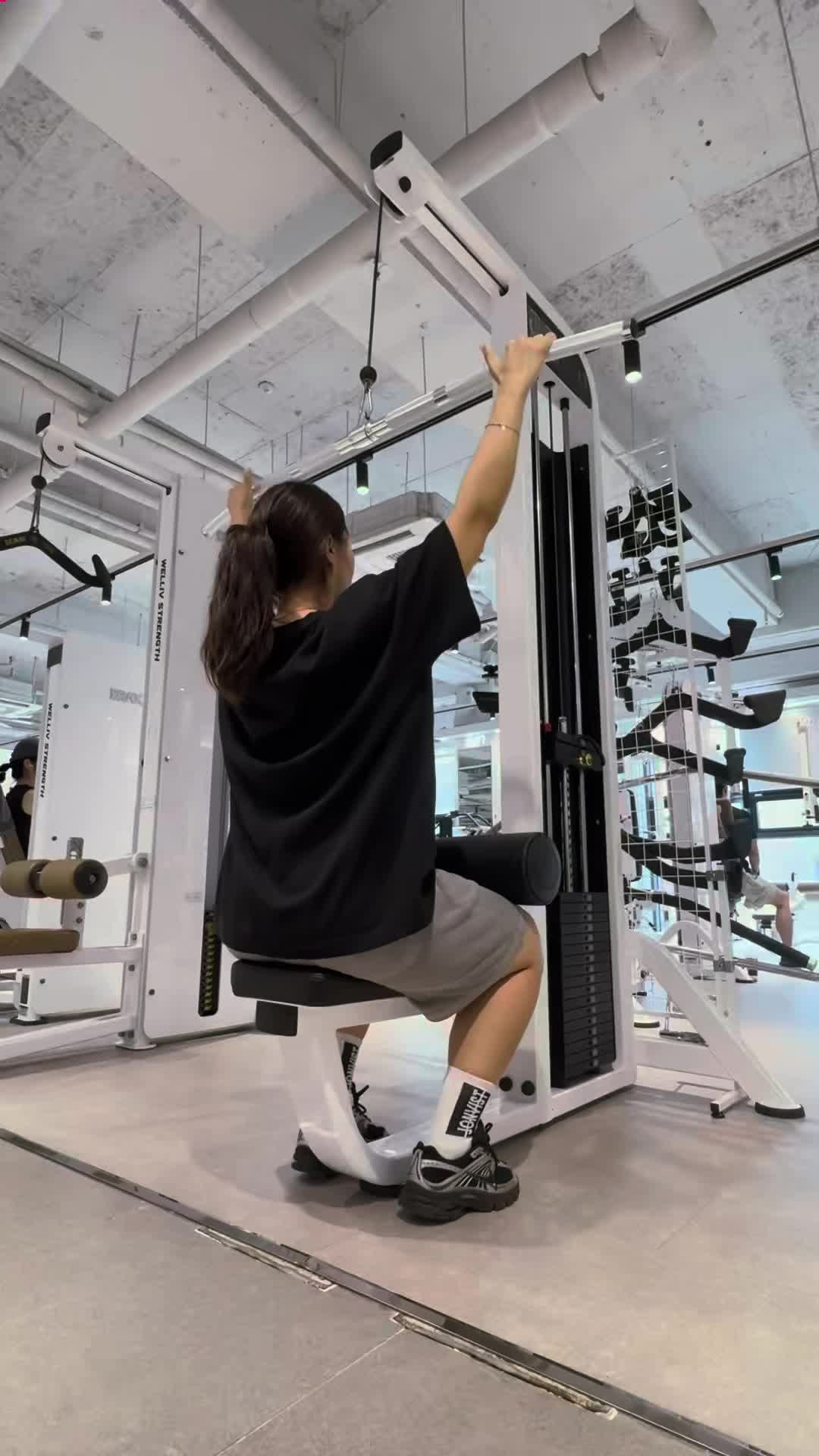 등운동 순서 필수, 렛풀다운 운동 방법 및 자극 부위 정확하게 알기