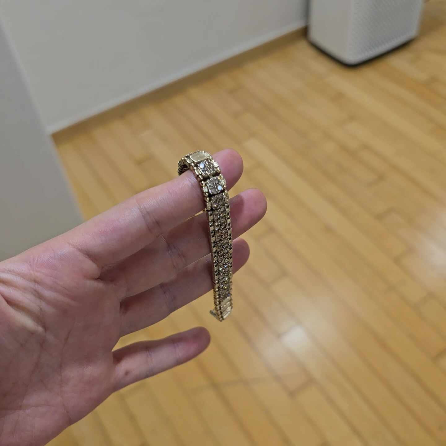 다이아 주얼리 세척법 18K 금팔찌 광택 되살리기