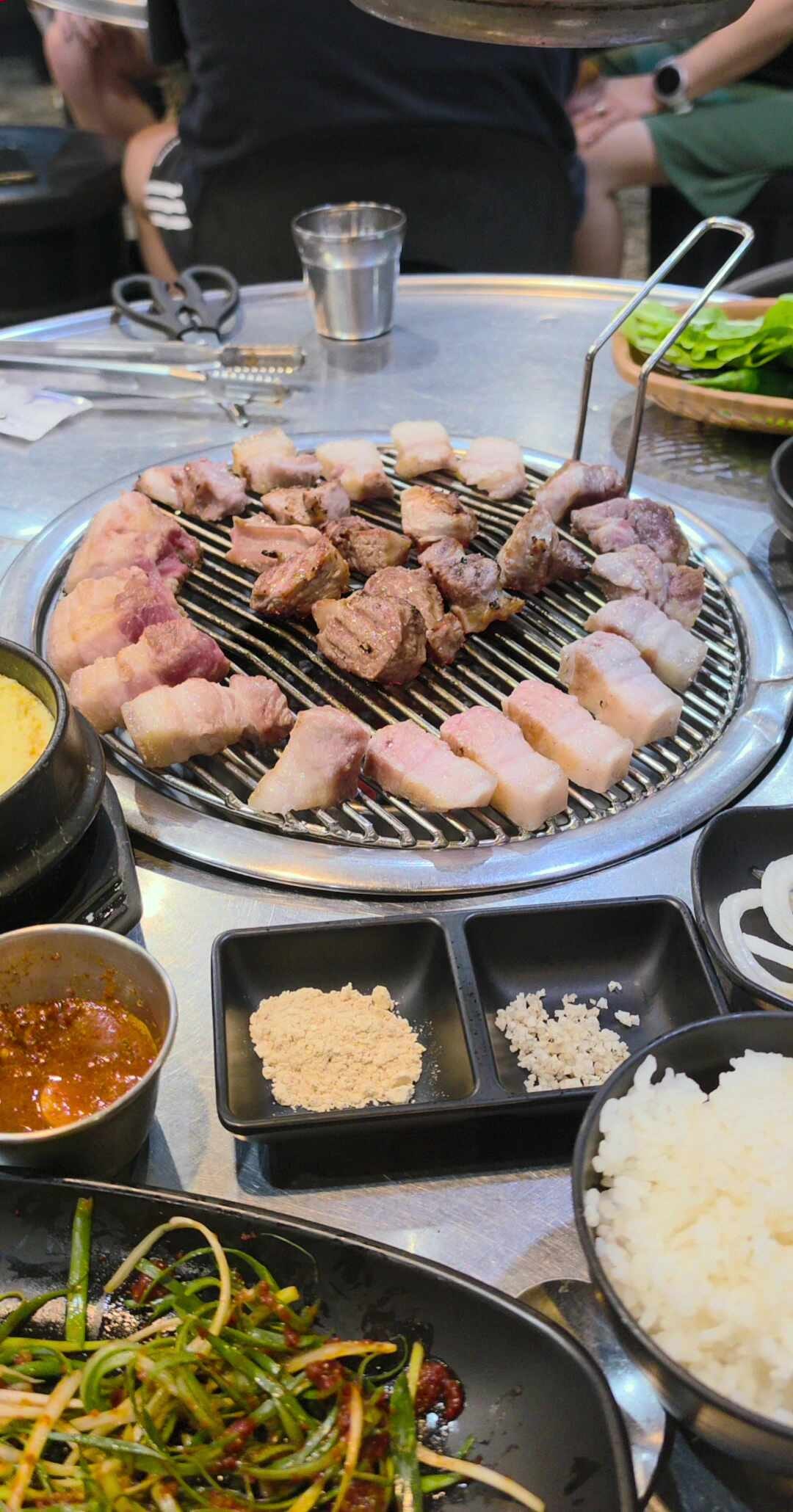 제주 함덕 흑돼지 맛집, 연탄구이부터 김치찌개까지 솔직 후기