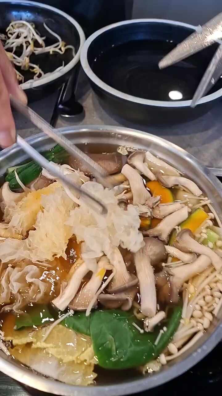 양양 현지인 맛집 양양샤브샤브 신선한 야채 무한리필에 우목심까지