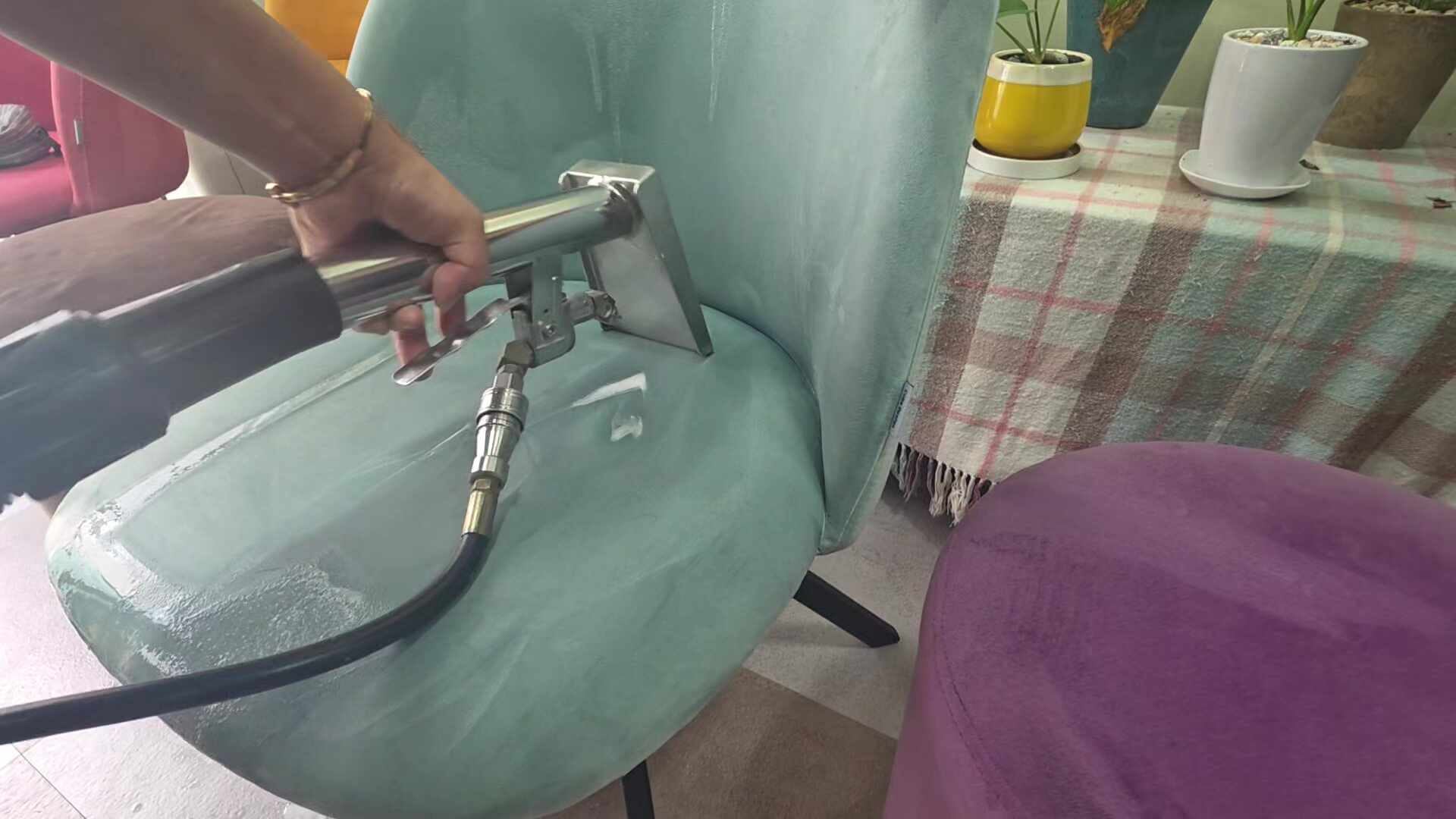 울산 패브릭 의자 쇼파청소｜고온스팀으로 묵은 오염까지 깔끔하게