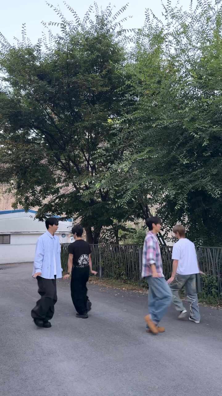 260925 하이라이트 인스타그램 윤두준 이기광 양요섭 손동운