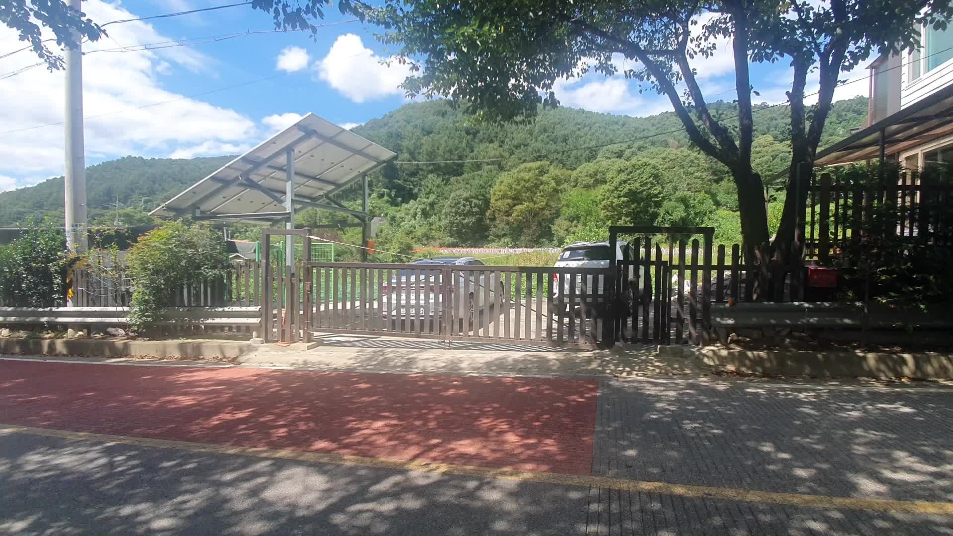 [양평 전원주택 전세] 서종면 서후리 융자 없는 소액 전세 8천만 원 (텃밭 사용 가능)