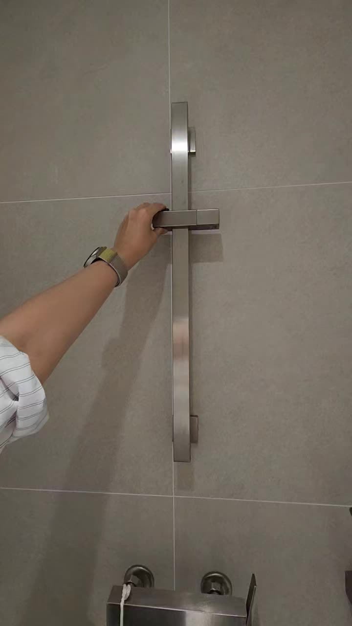 욕실 샤워기 거치대 흘러내림? 육각렌치로 10분 만에 셀프 교체하는 방법